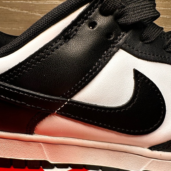 Nike Dunks #panda - Picture 5 of 9